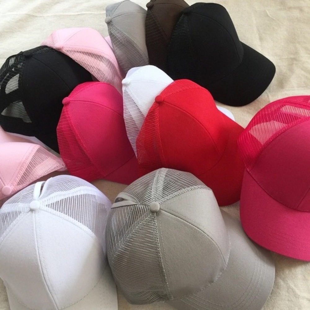 Trend! Pony Cap - Picture 8 of 8